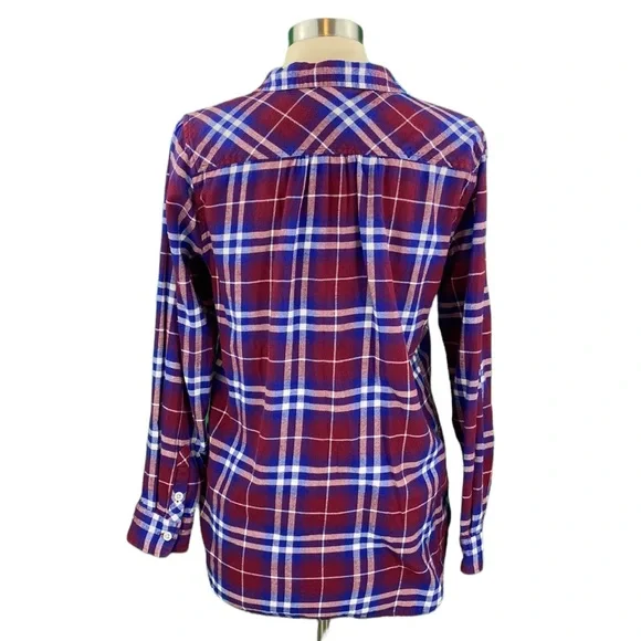 Levi’s Classic Red & Blue Plaid Flannel Button Down Shirt - Picture 7 of 14